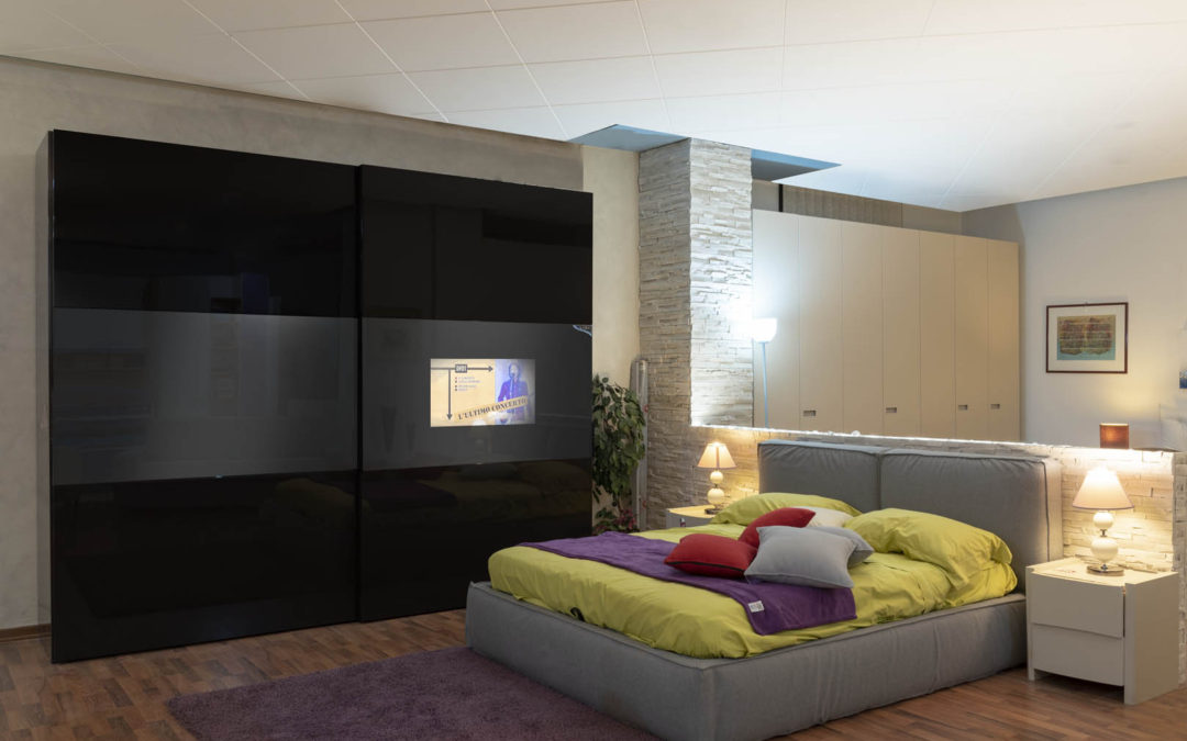 Armadio Berloni con tv integrato